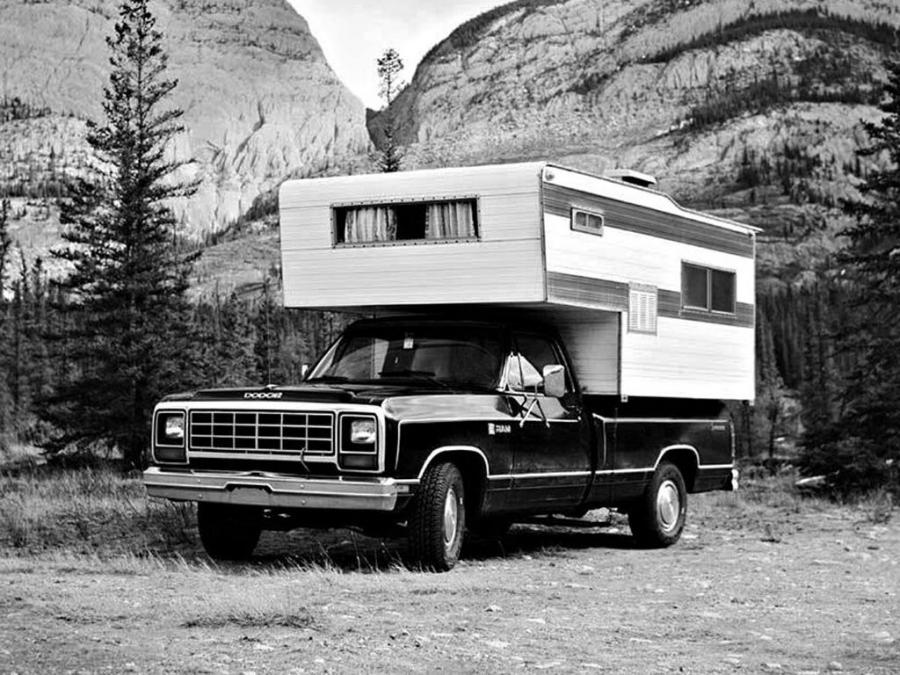  Dodge Ram Camper 1981 года  (фото 1 из 1)